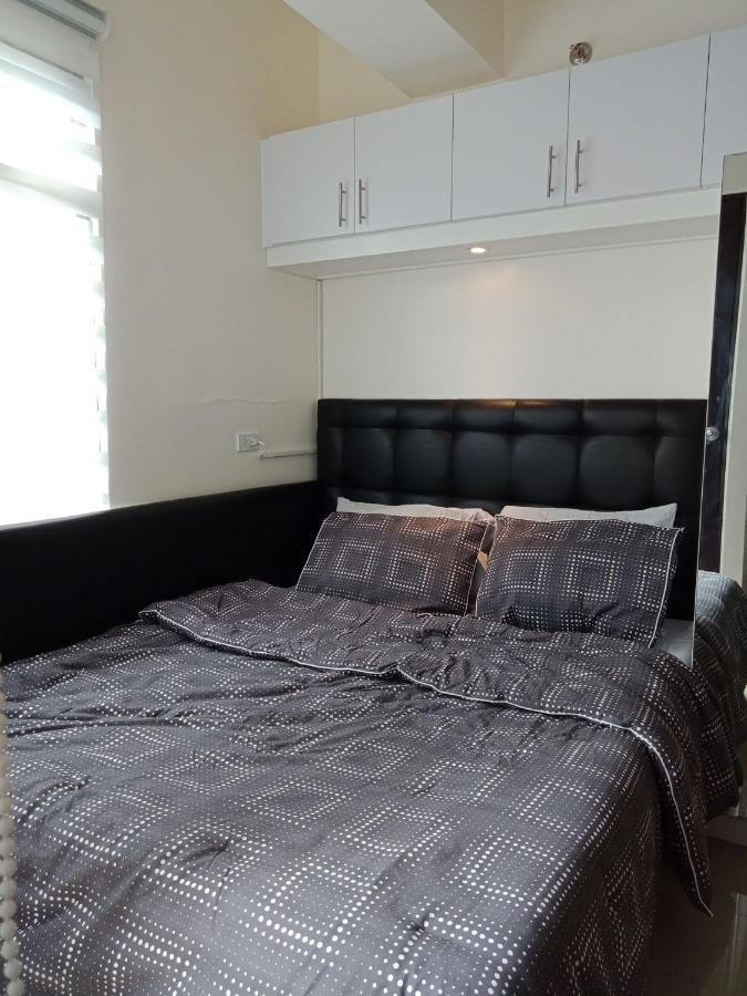 Mabolo Garden Flat A6 With Free Rooftop Pool Cebu Esterno foto