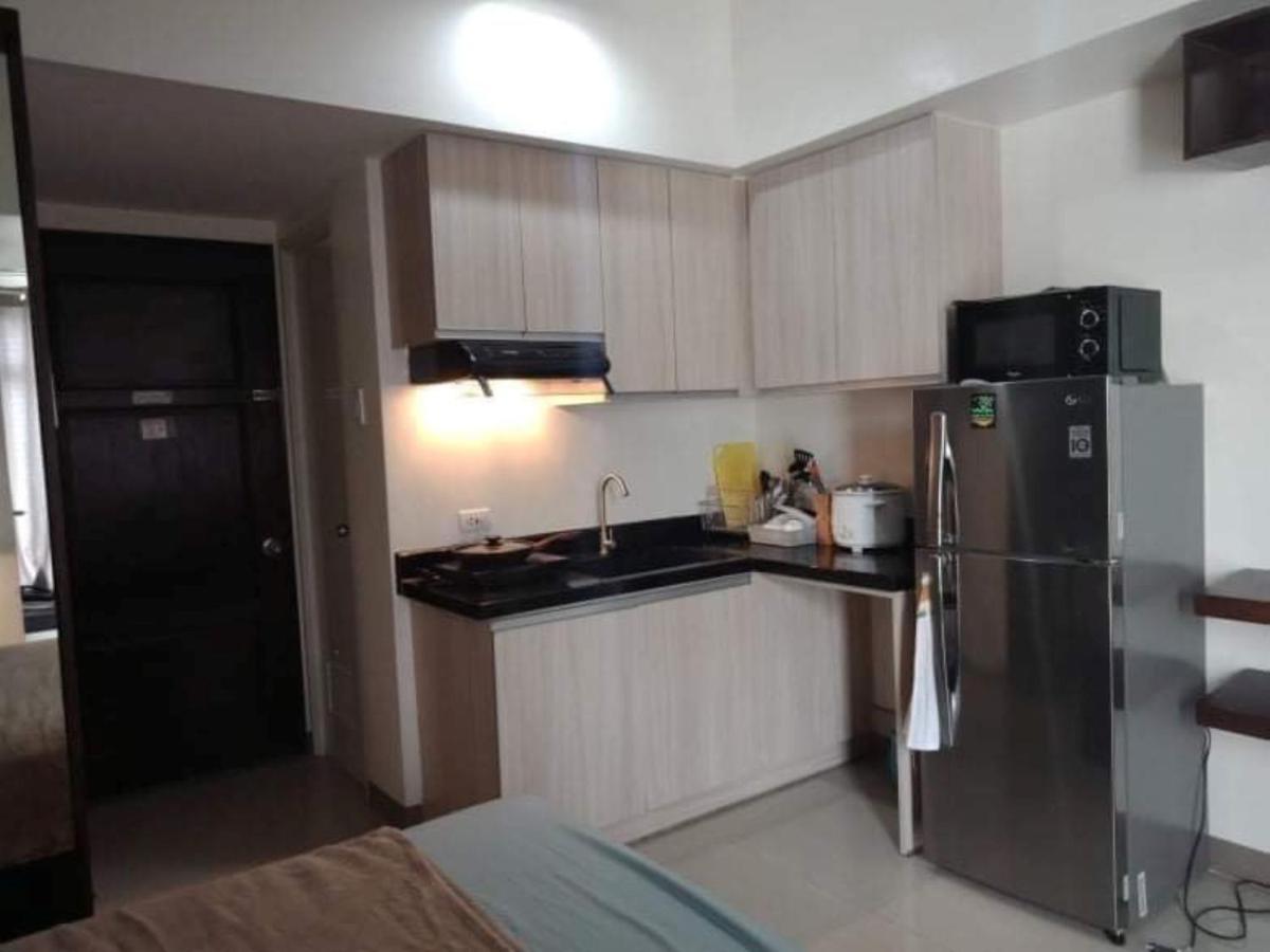Mabolo Garden Flat A6 With Free Rooftop Pool Cebu Esterno foto