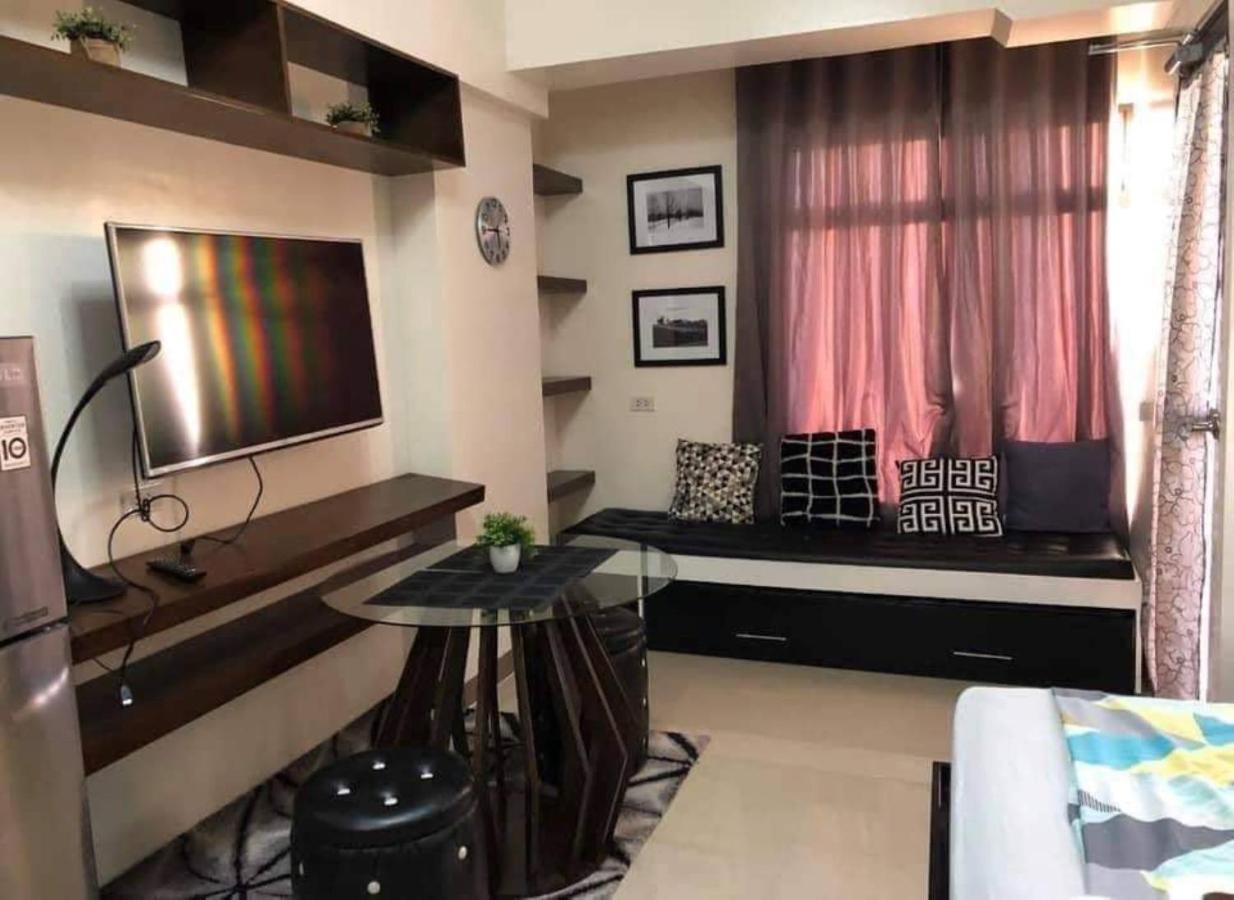 Mabolo Garden Flat A6 With Free Rooftop Pool Cebu Esterno foto
