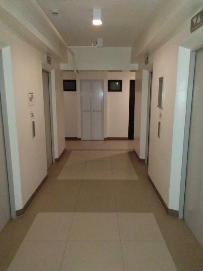 Mabolo Garden Flat A6 With Free Rooftop Pool Cebu Esterno foto