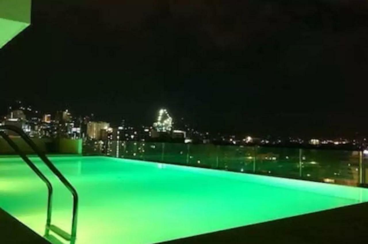 Mabolo Garden Flat A6 With Free Rooftop Pool Cebu Esterno foto