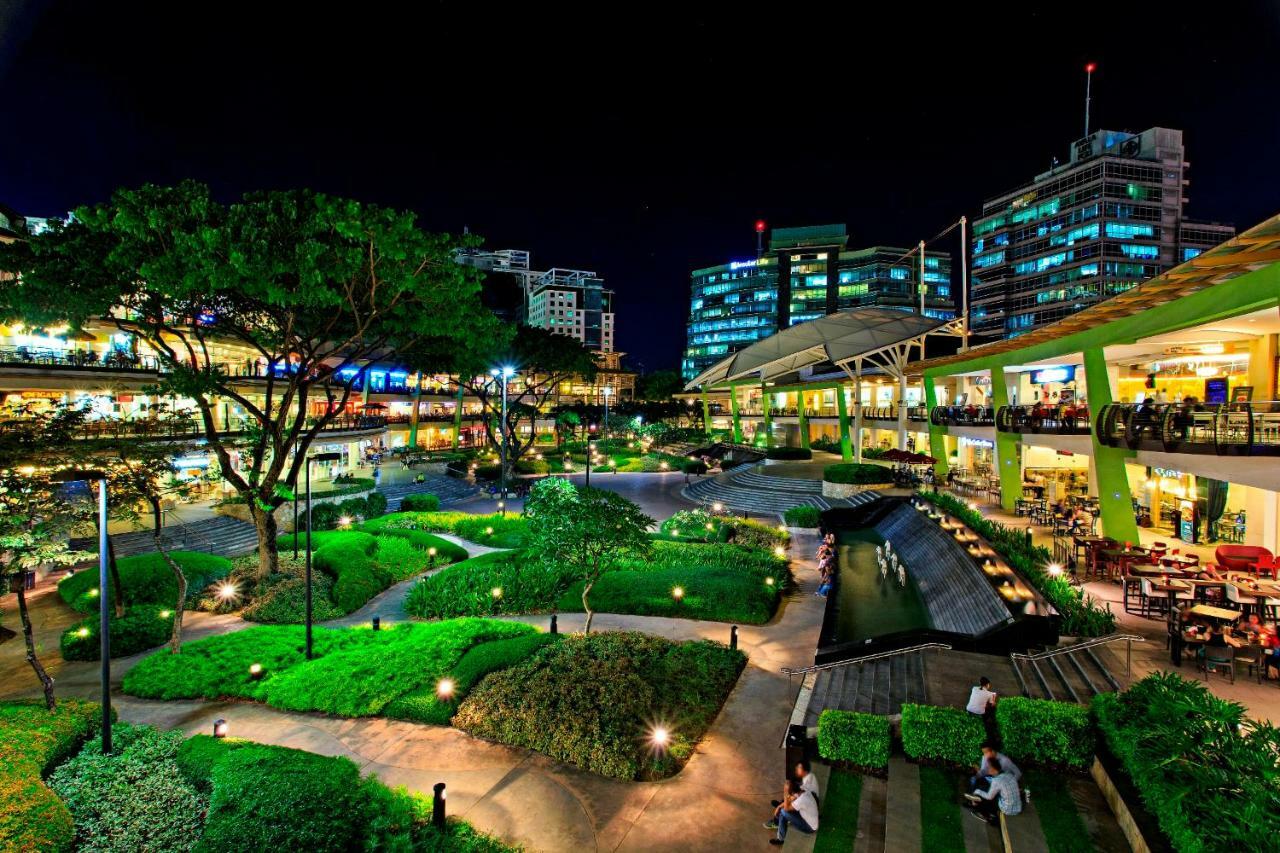 Mabolo Garden Flat A6 With Free Rooftop Pool Cebu Esterno foto